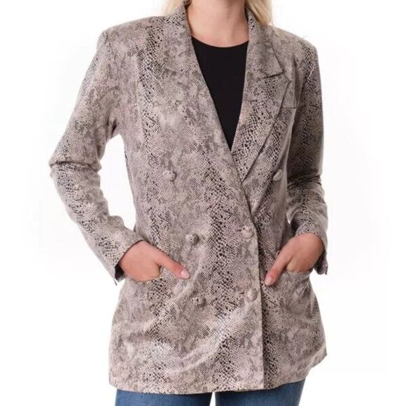NWOT Blank NYC Snake Print Double Breasted Jacket Python Pale Pink Sz Small - Picture 1 of 10